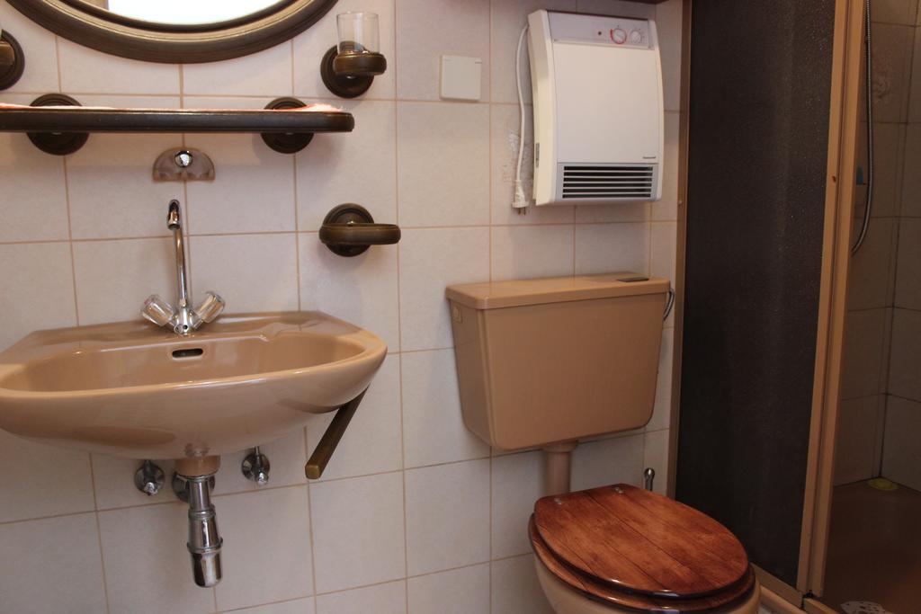 Dreimaderlhaus Apartment เวลเดน อัม เวิร์ทเทอร์ซี ภายนอก รูปภาพ
